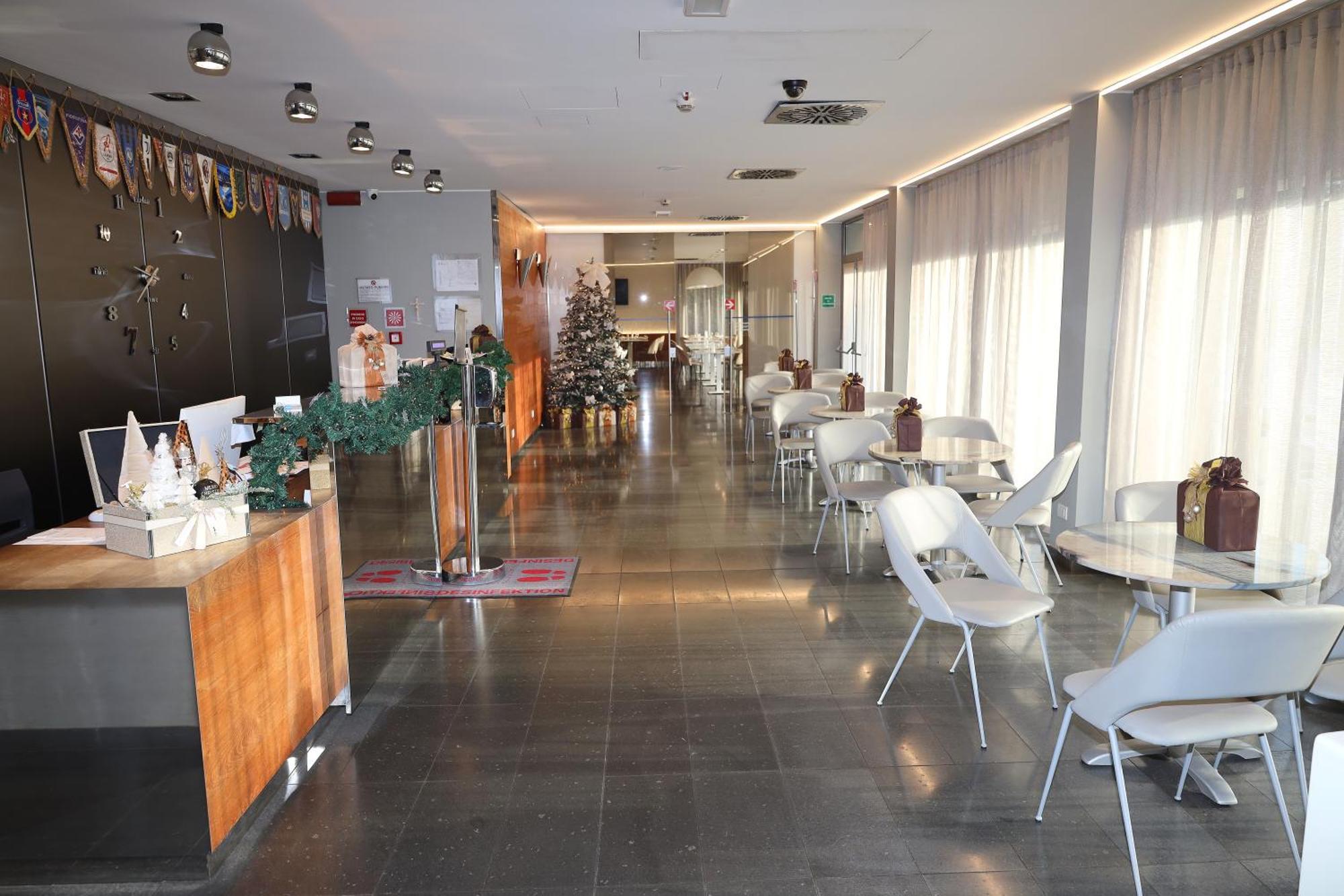One Hotel & Restaurant Dalmine Exterior photo